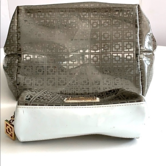 Trina Turk Mykonos Beach Pool Cabana Tote & Pouch - Picture 8 of 8